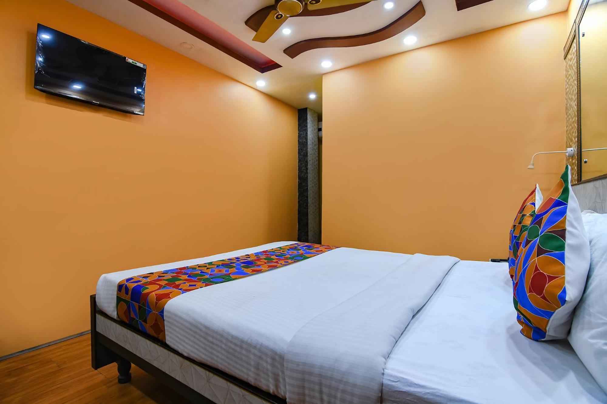 Fabexpress Wild Orchid - 800M From Medica Superspecialty Hospital Hotel Kolkata Exterior photo