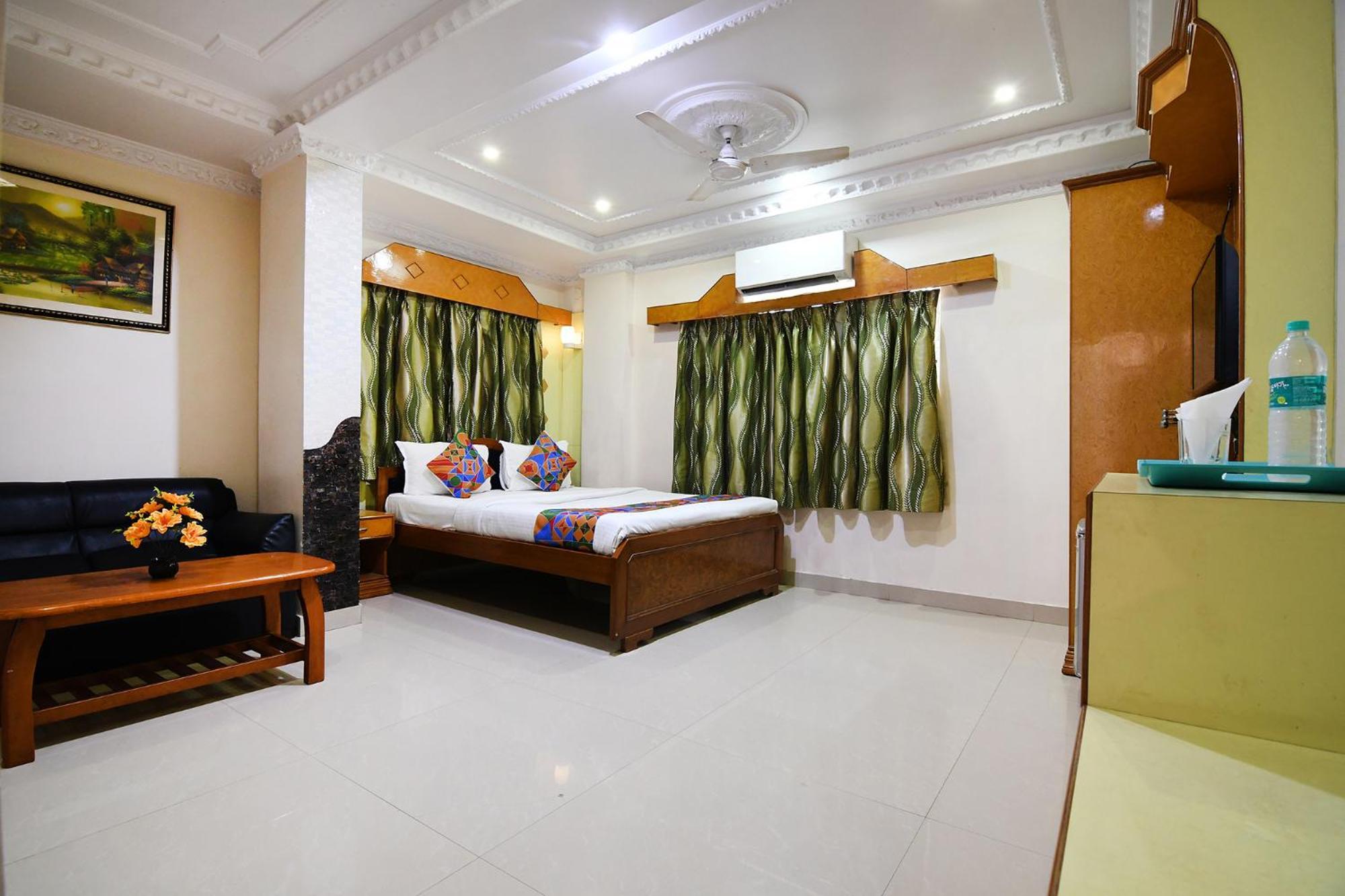 Fabexpress Wild Orchid - 800M From Medica Superspecialty Hospital Hotel Kolkata Exterior photo
